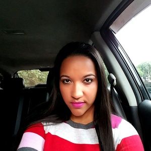 Meet your Posher, Yeyka